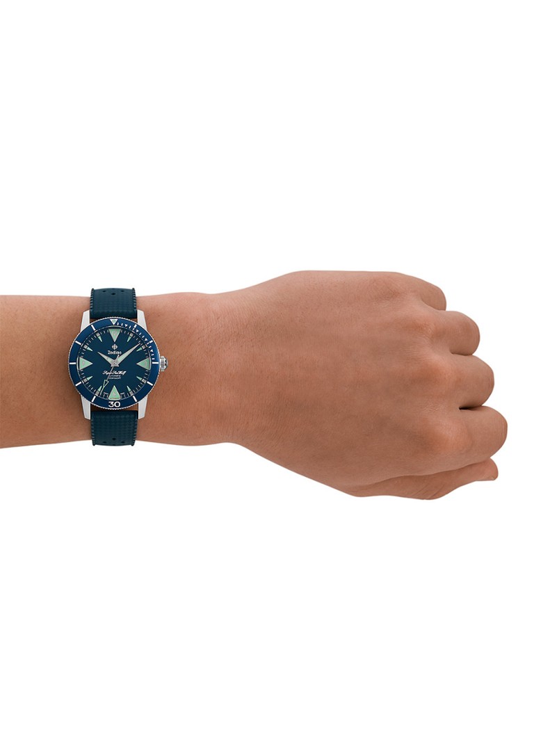 Ceas din piele Zodiac SSW ZO9217