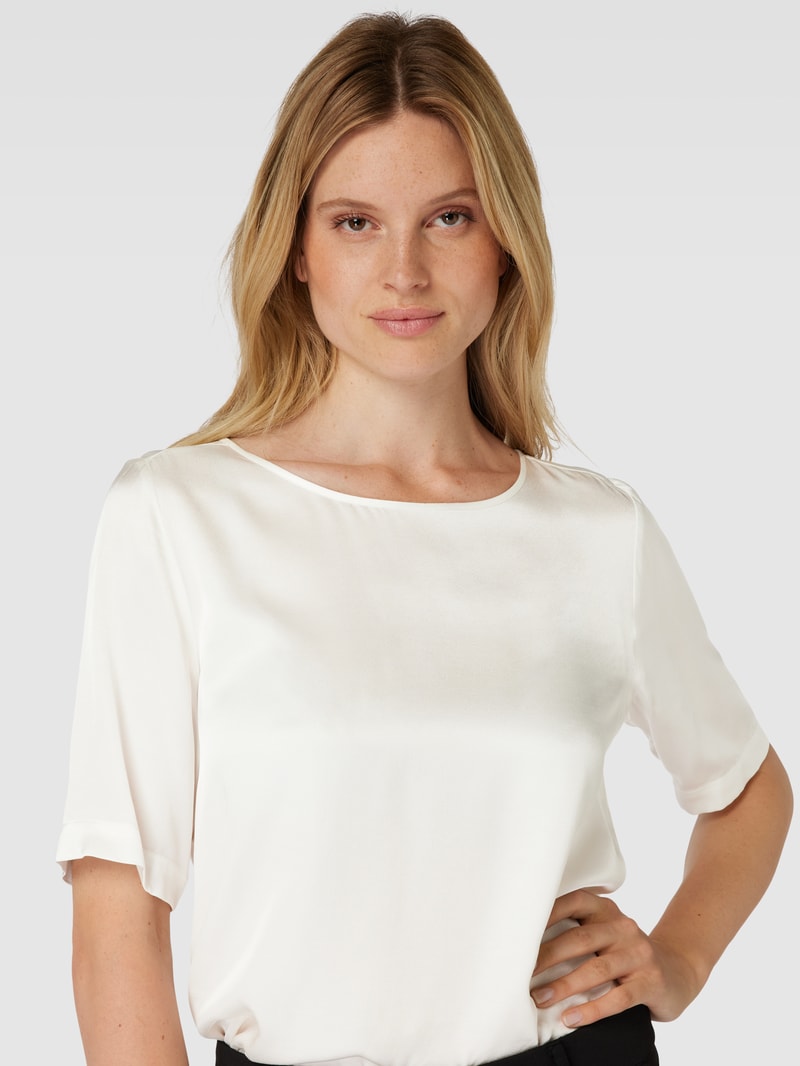 Blusenshirt aus Viskose mit U-Boot-Ausschnitt in offwhite