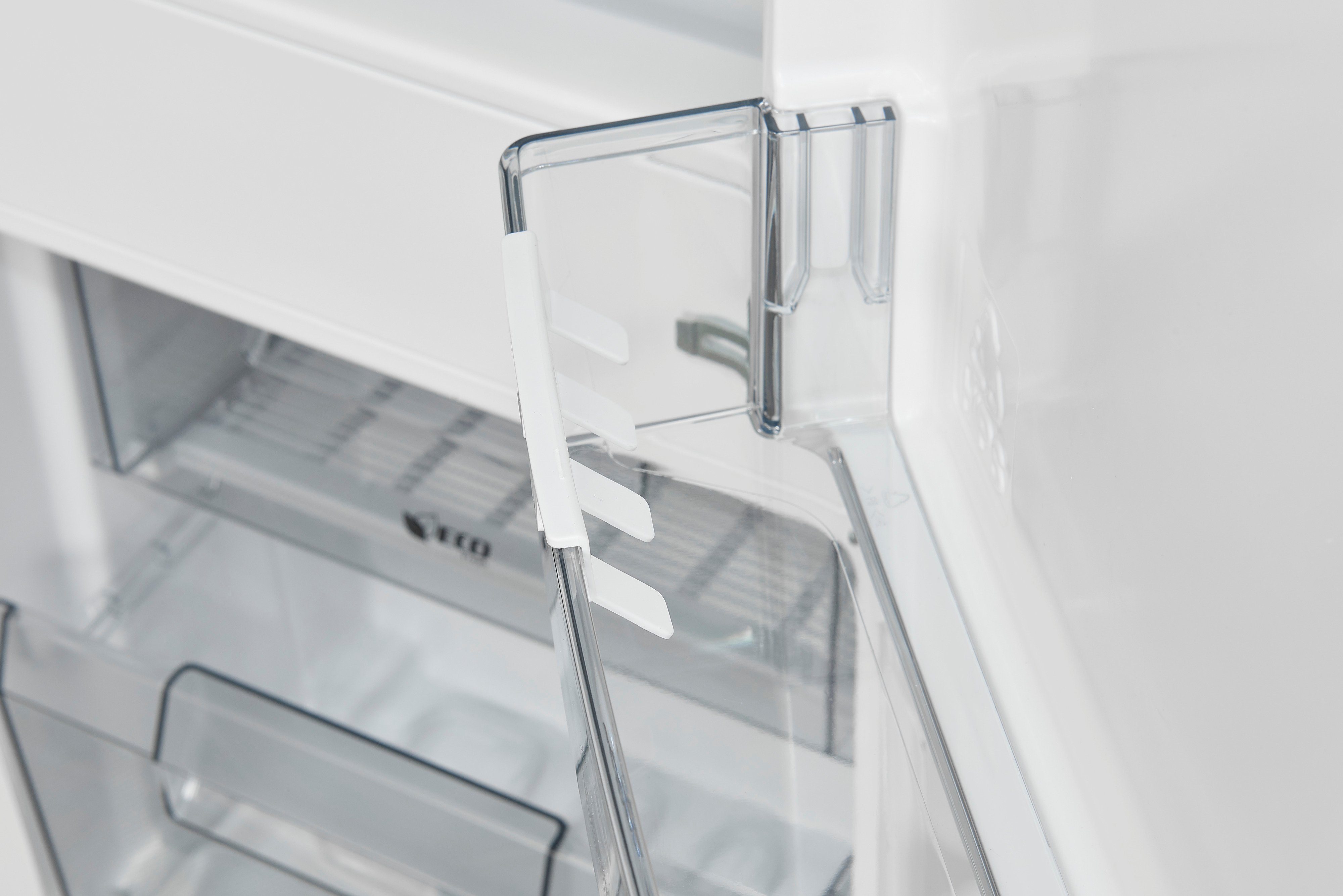 exquisit Kühl-/Gefrierkombination Einbau EKGC225-40-110F, 144 cm hoch, 54 cm breit, großes Volumen, ideal für mittelgroße Haushalte
