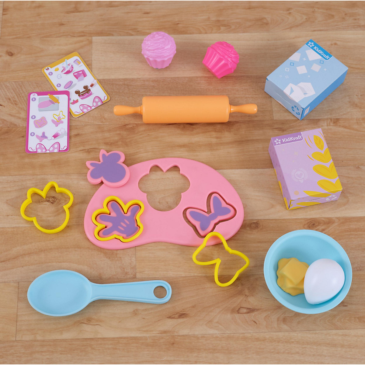 Minnie Mouse 2-in-1 Bakery & Kitchen