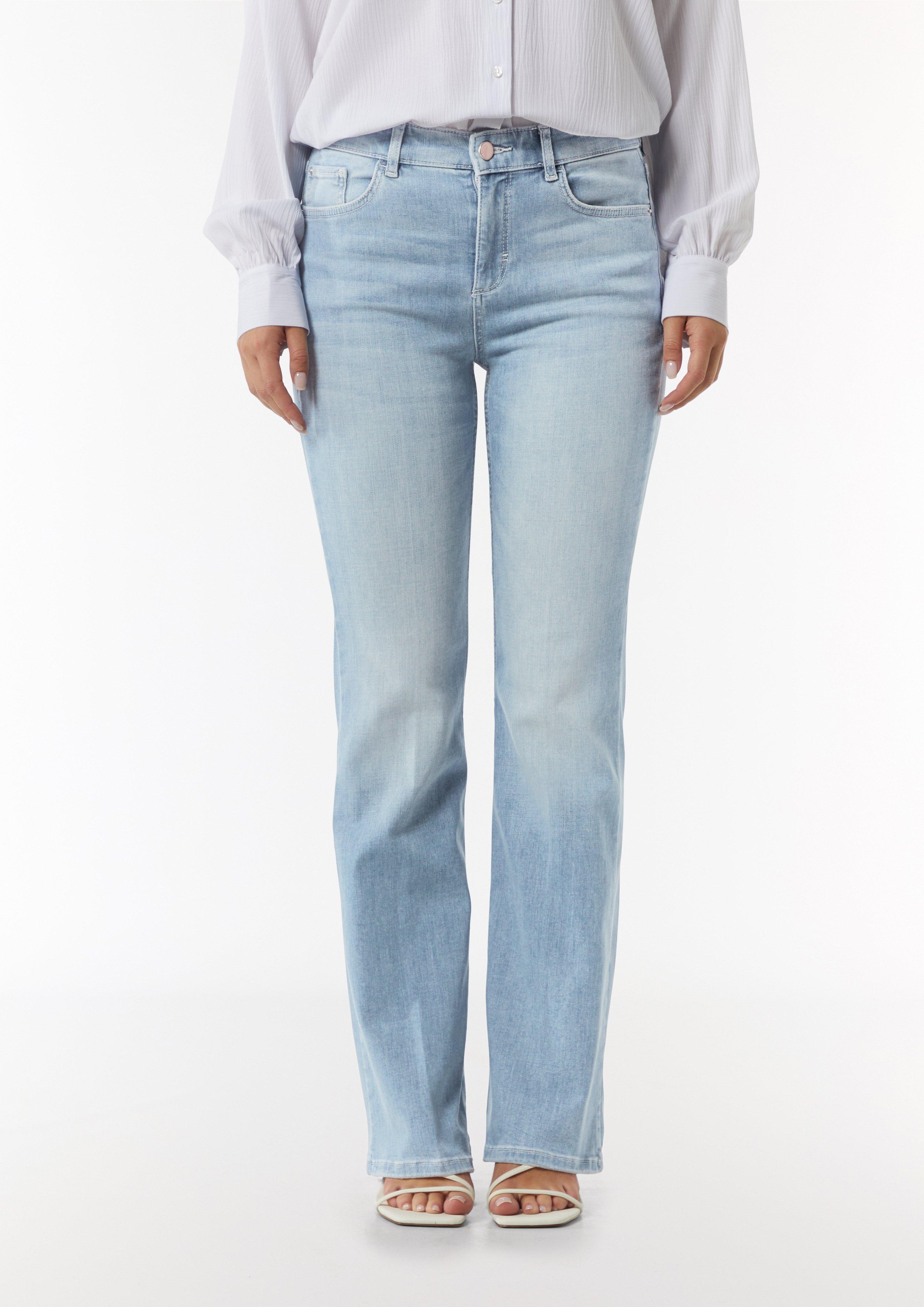 Flared Leg-Jeans mit Bügelfalten - blau