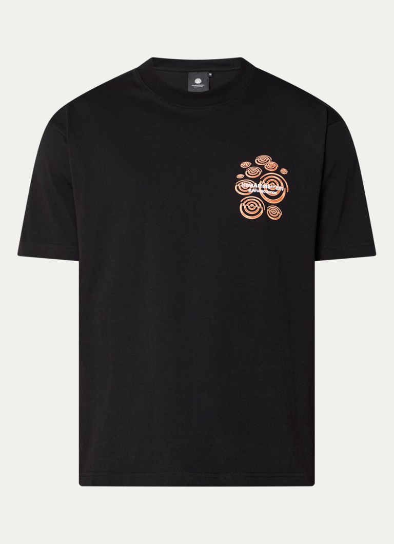New Amsterdam Surf Association Ripple T-skjorte med logo og trykk på ryggen