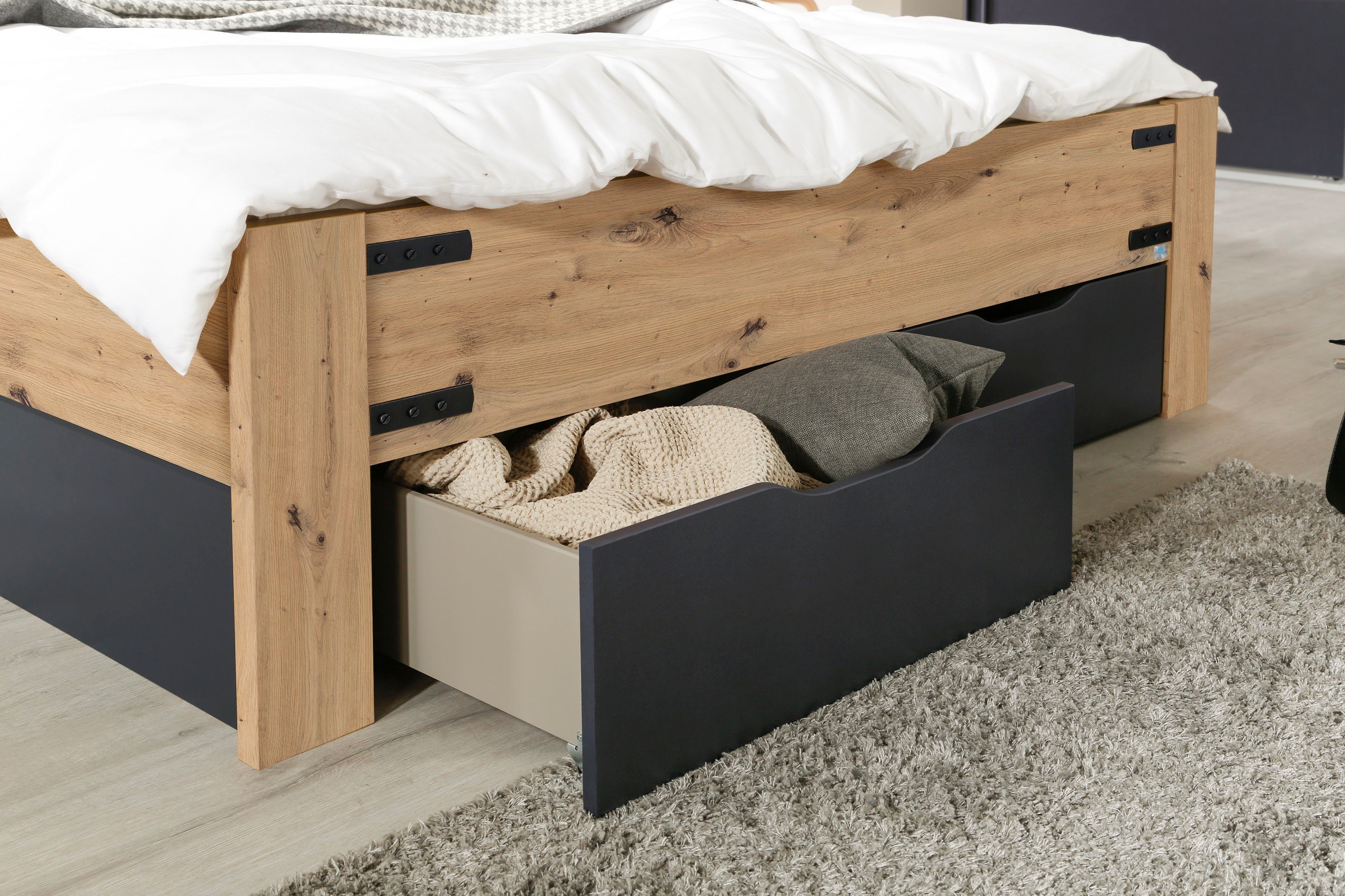 rauch Schlafzimmer-Set Birmingham, (5-St), 5-tlg.Set: Schwebetürenschrank inkl. Passepartout, Bett, 2 Nachttische