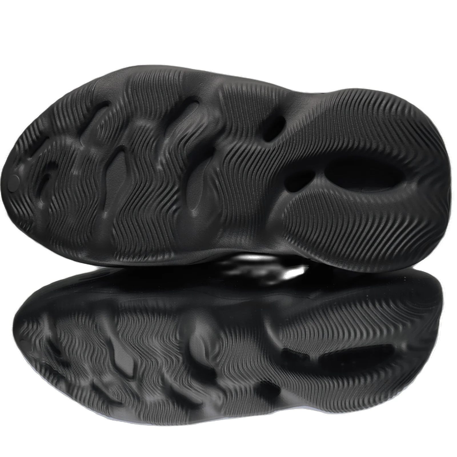 adidas Yeezy Foam RNR Carbon