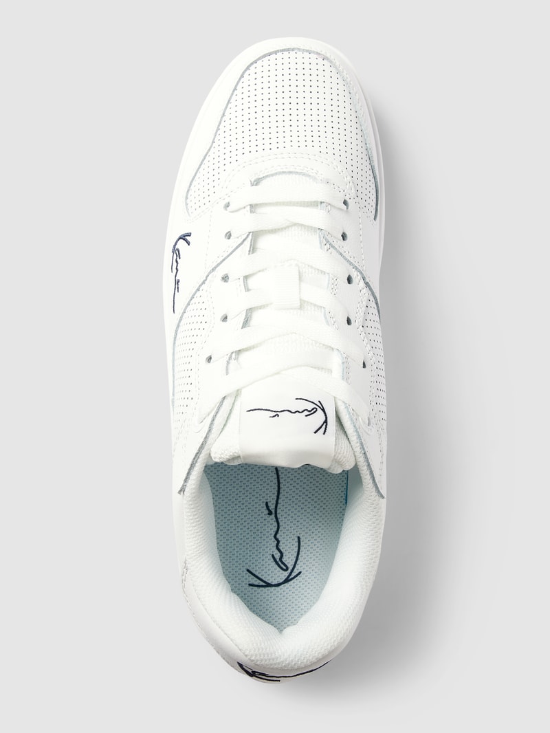 Sneaker aus Leder mit Label-Details Modell 'Classic' in weiss
