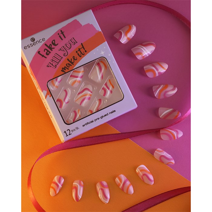 Artificial Pre-Glued Nails