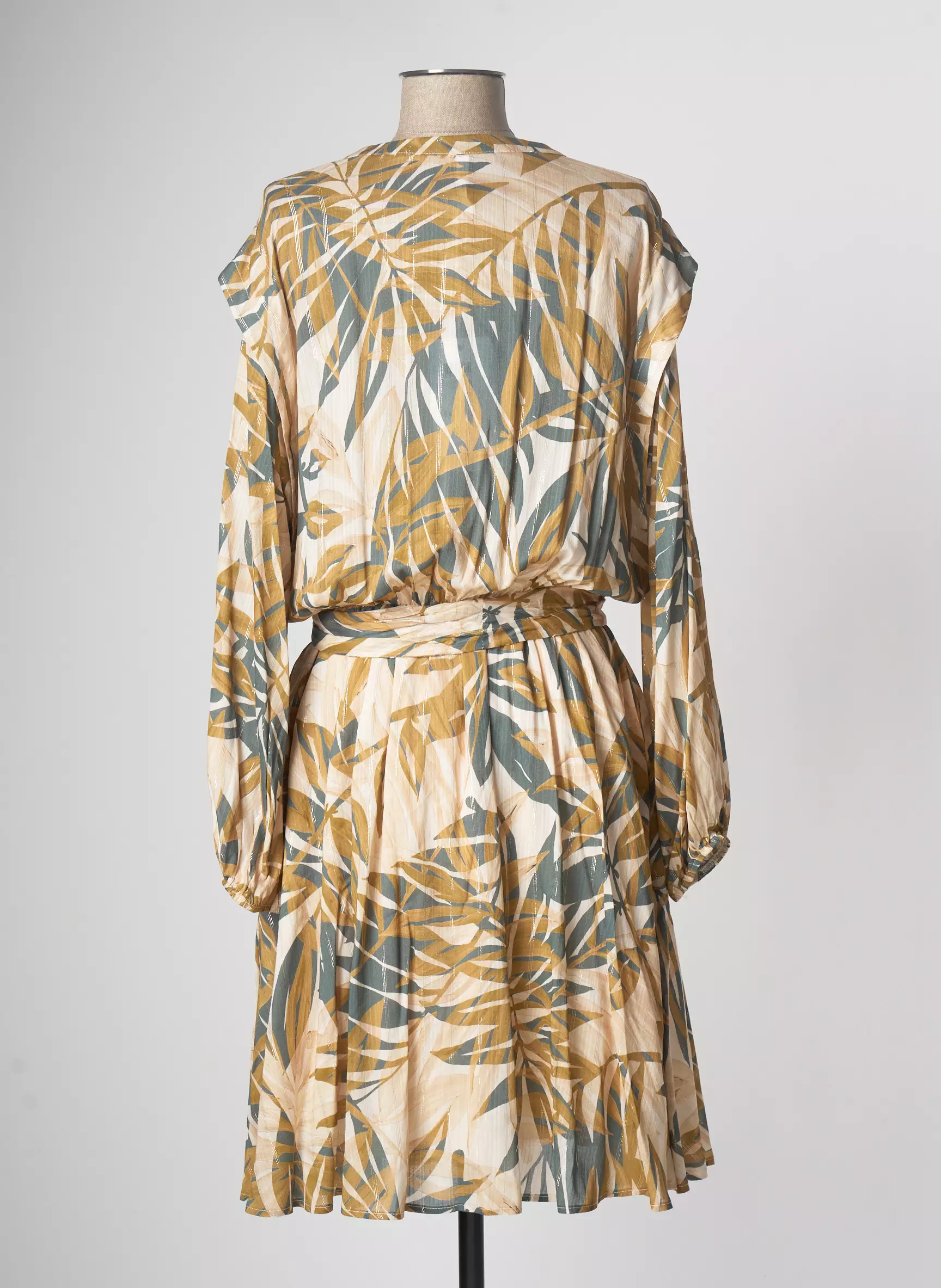 Imperial Robes Courtes Femme couleur beige