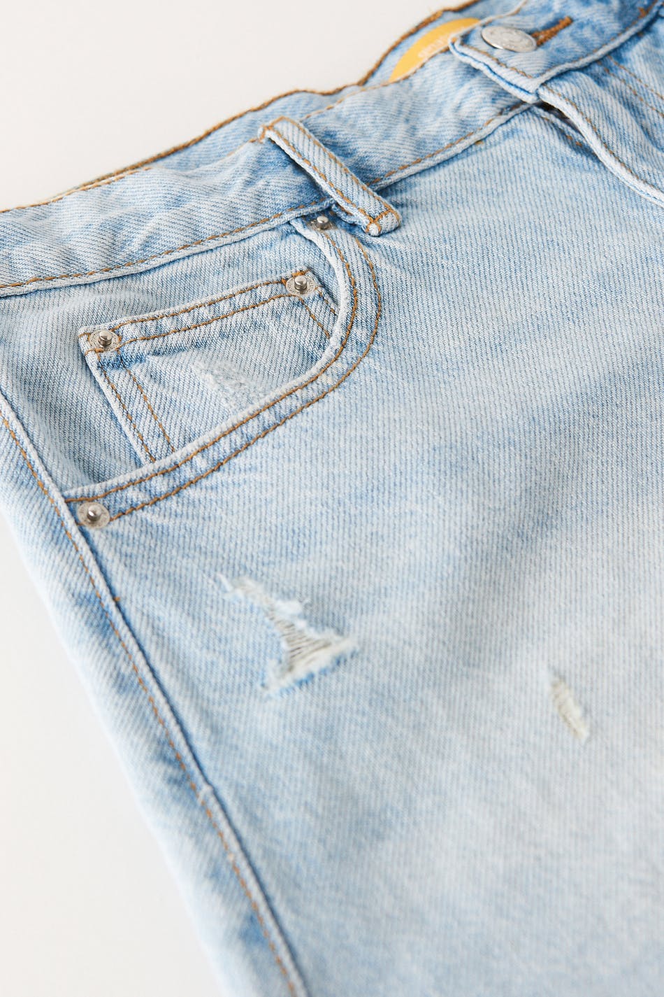 Low loose denim shorts