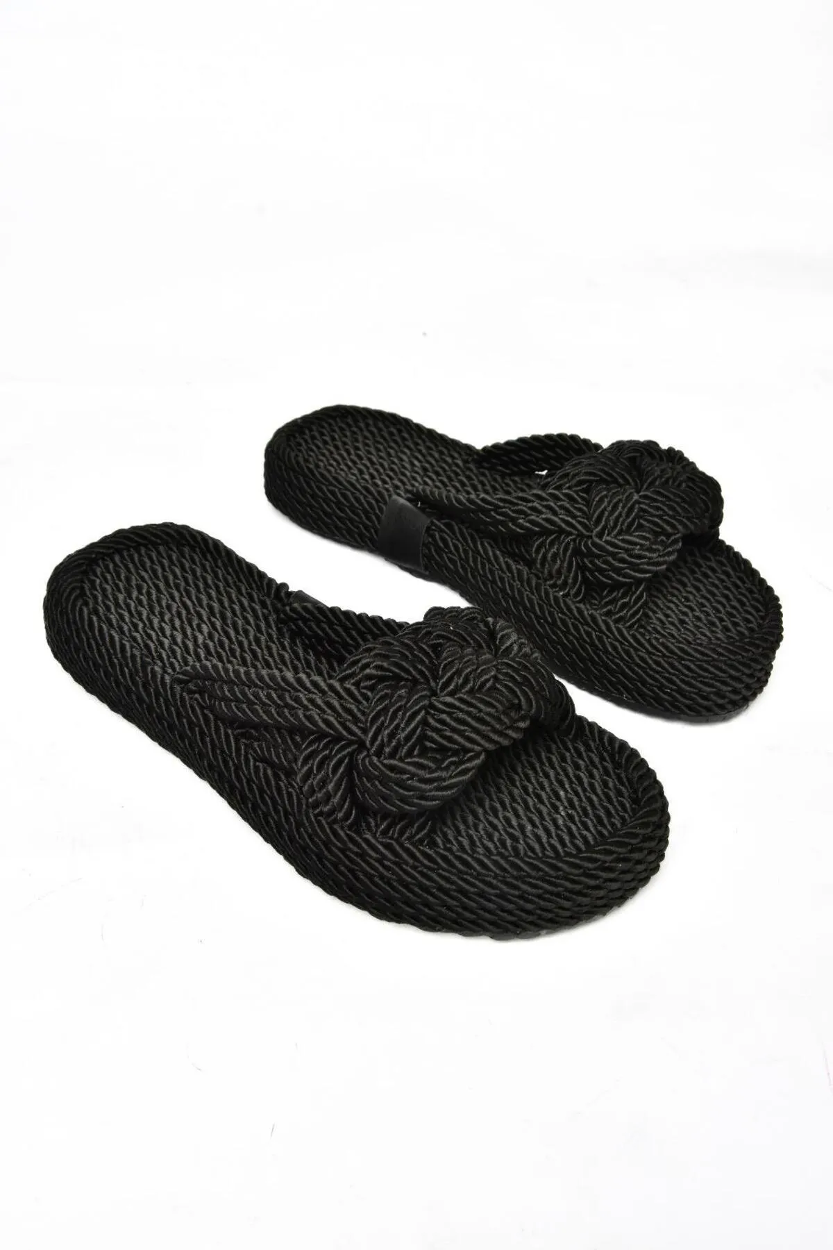 Fox Shoes  S596022704 Schwarze Strohhausschuhe mit Seilschnüren