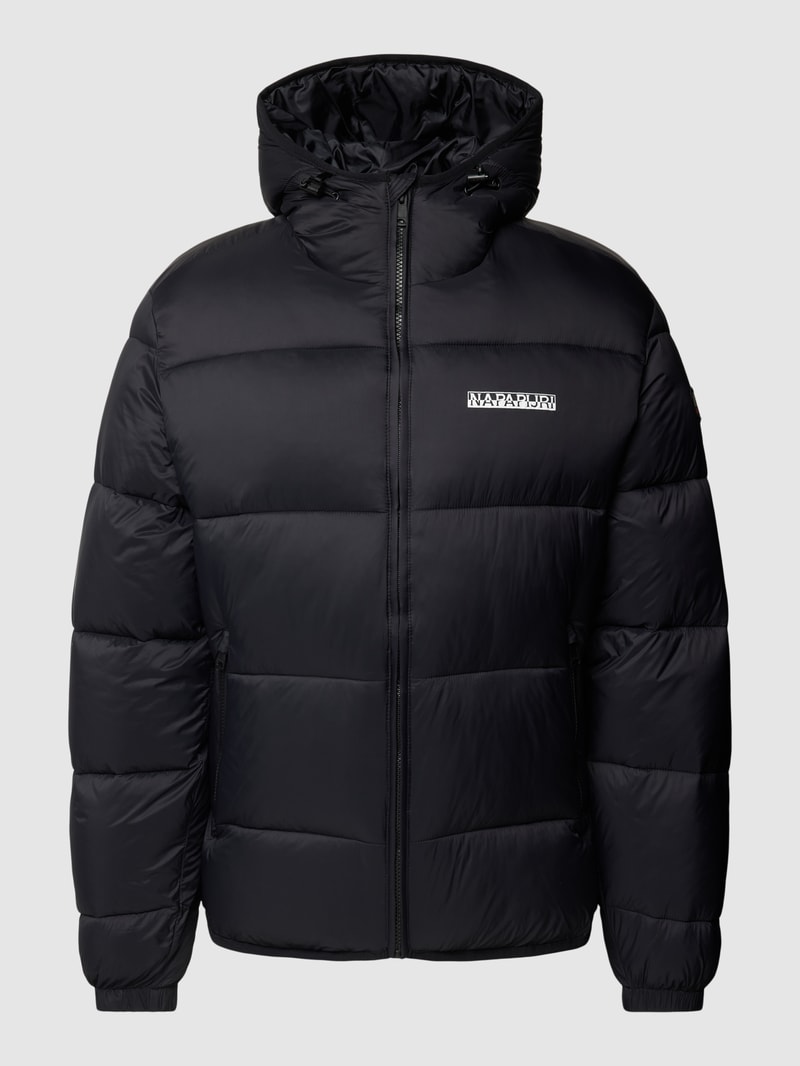 Steppjacke mit Kapuze Modell 'A-SUOMI' in schwarz