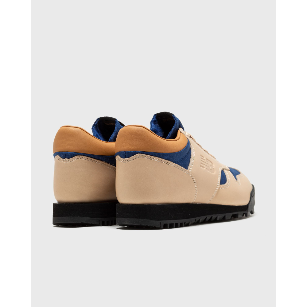 New Balance Rainier Low UALGSVT / braun
