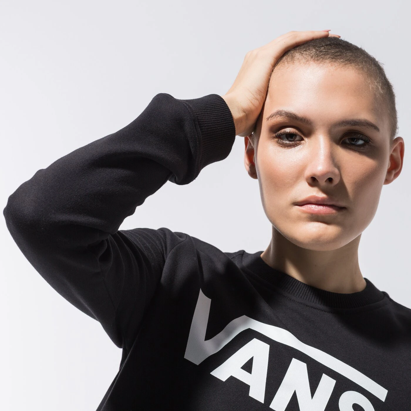 VANS SWEATSHIRT CLASSIC V CREW Schwarz