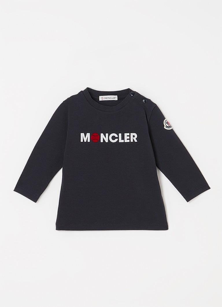 Moncler garās piedurknes ar logotipu