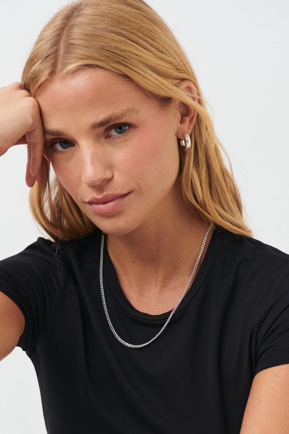 Clean chain necklace