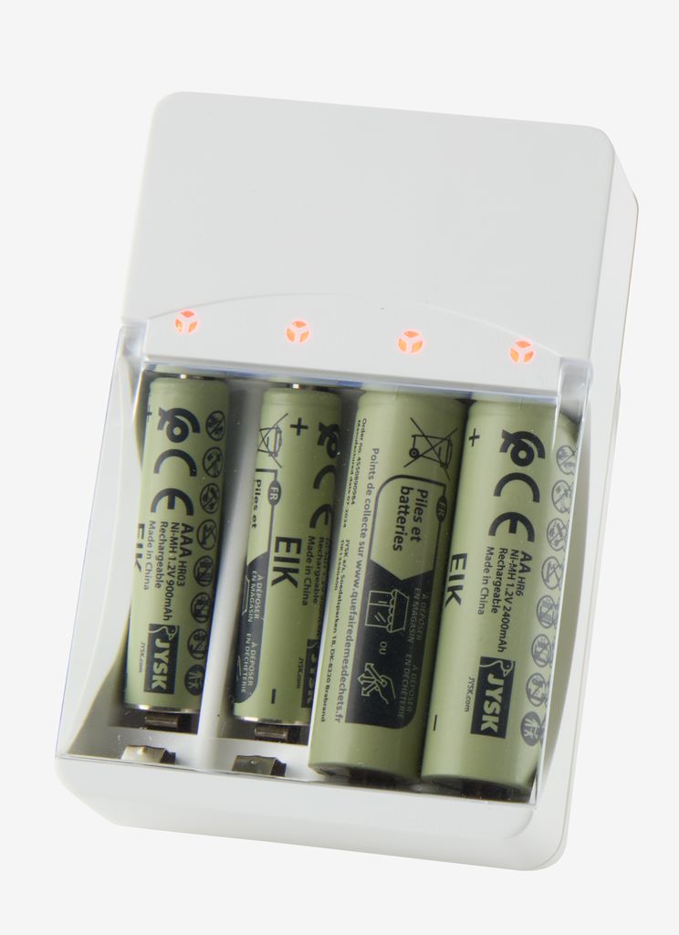 EIK EIK batterilader med plugg