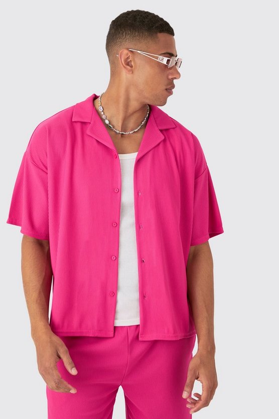 Kurzärmliges kastiges geripptes Hemd & Shorts