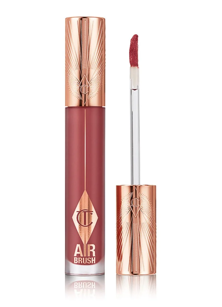 Ruj lichid mat Charlotte Tilbury Airbrush Flawless Lip Blur