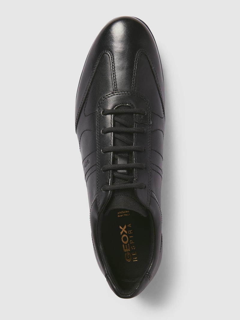 Sneaker aus Leder in schwarz
