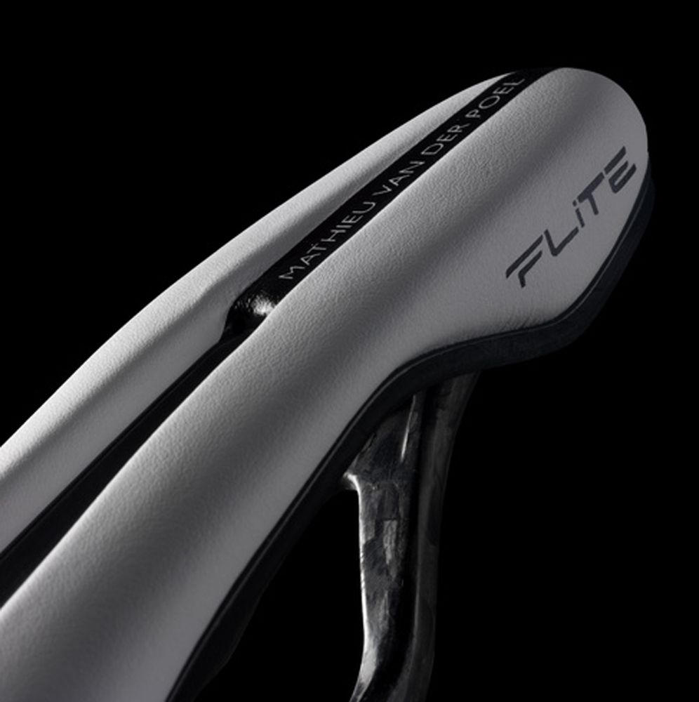 Selle Italia FLITE Boost Kit Carbon Superflow Sattel - Mathieu van der Poel Edition kaufen | Bike-Discount