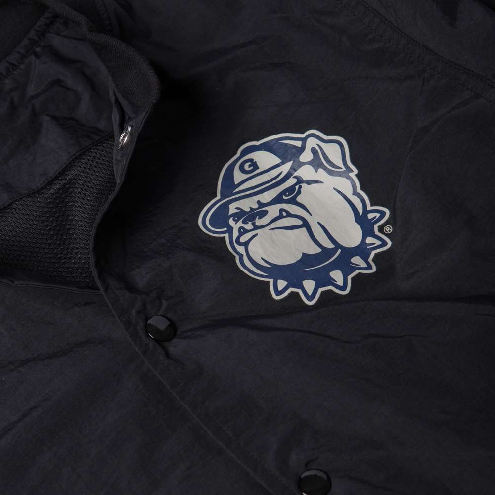 Mitchell & Ness Georgetown University Herren Coach Jacke BFJKAJ18027-GTWBLCK