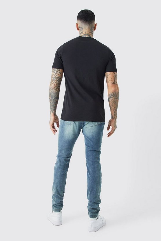 Tall Slim-Fit T-Shirt mit Limited Edition Stickerei