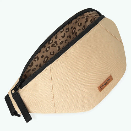 Small Lobito cream fanny pack