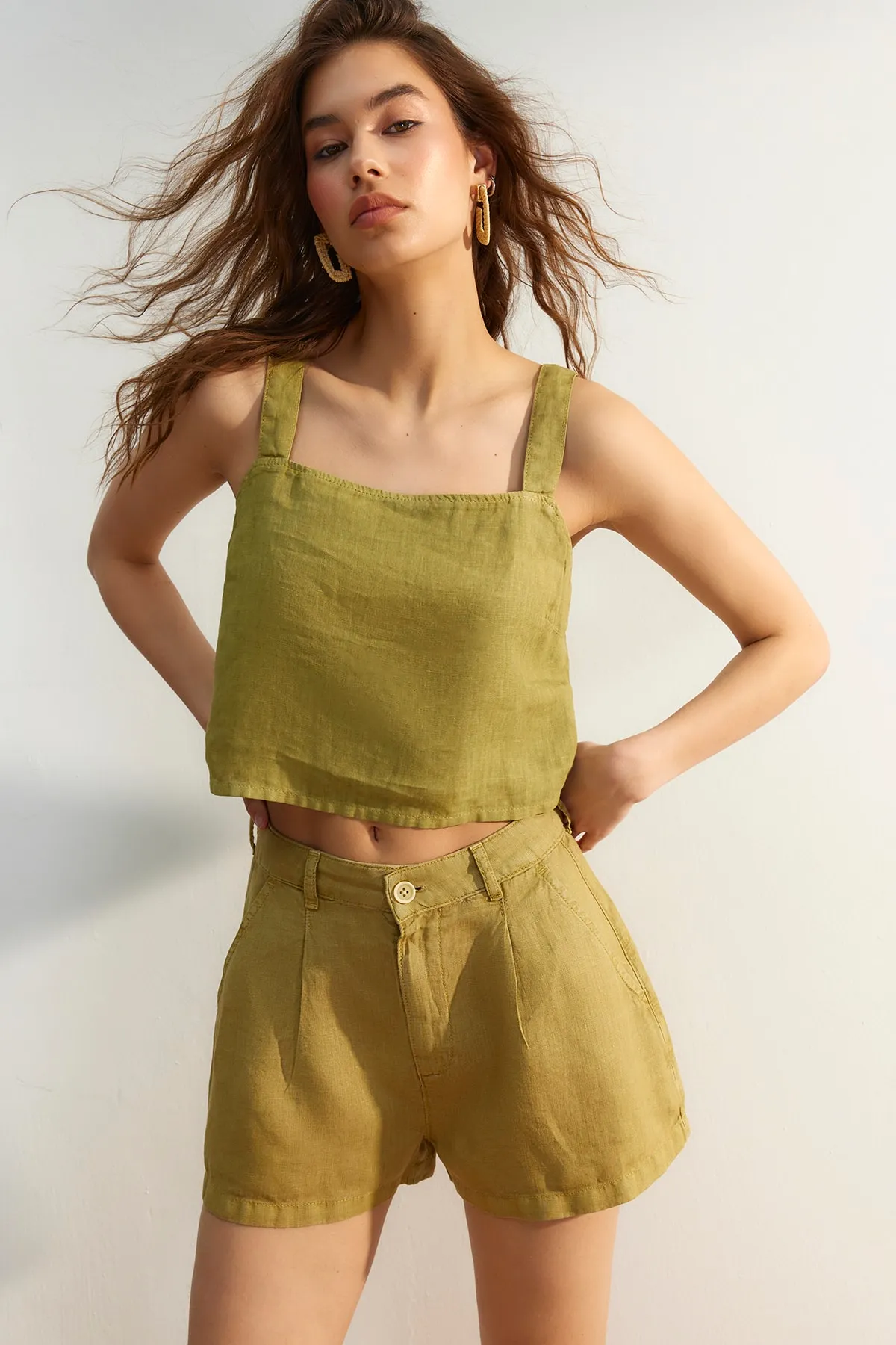 Trendyol Collection  Ölgrünes Bustier aus 100 % Leinen