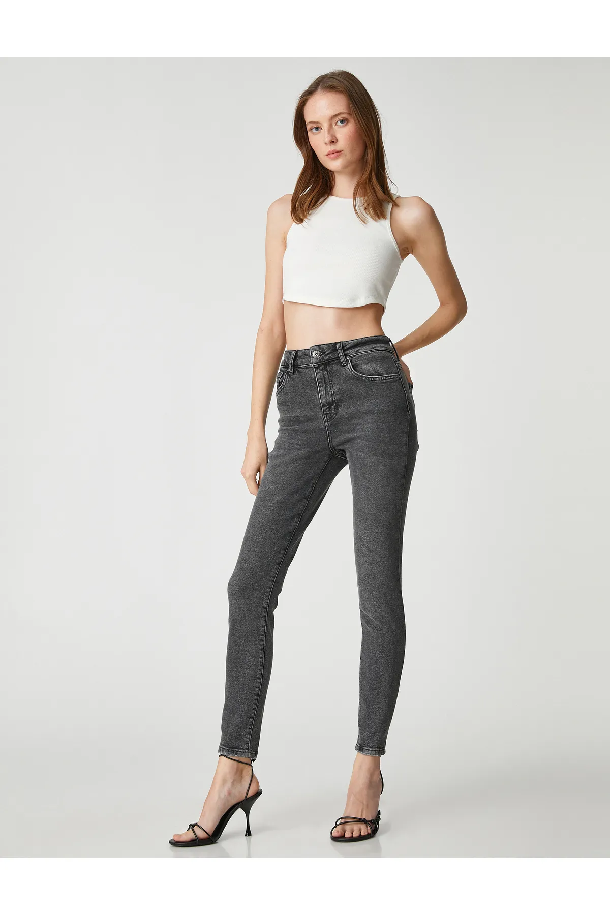 Koton  Jeans mit hoher Taille, schmalem Bein und schmalem Schnitt – Carmen Jean