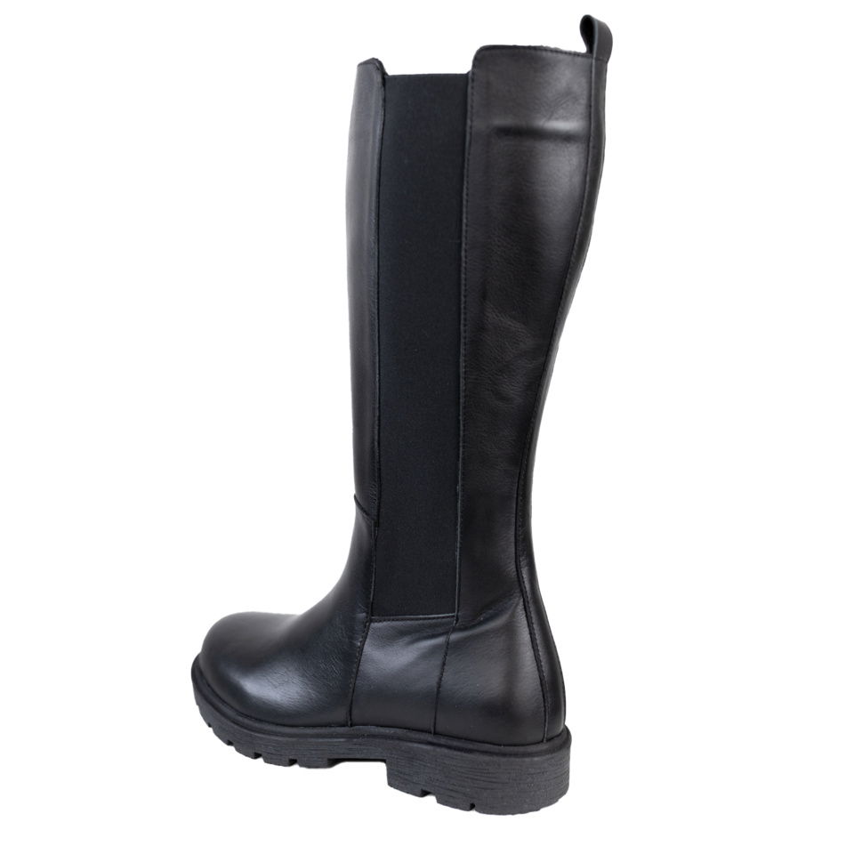 Andrea Conti Stiefel