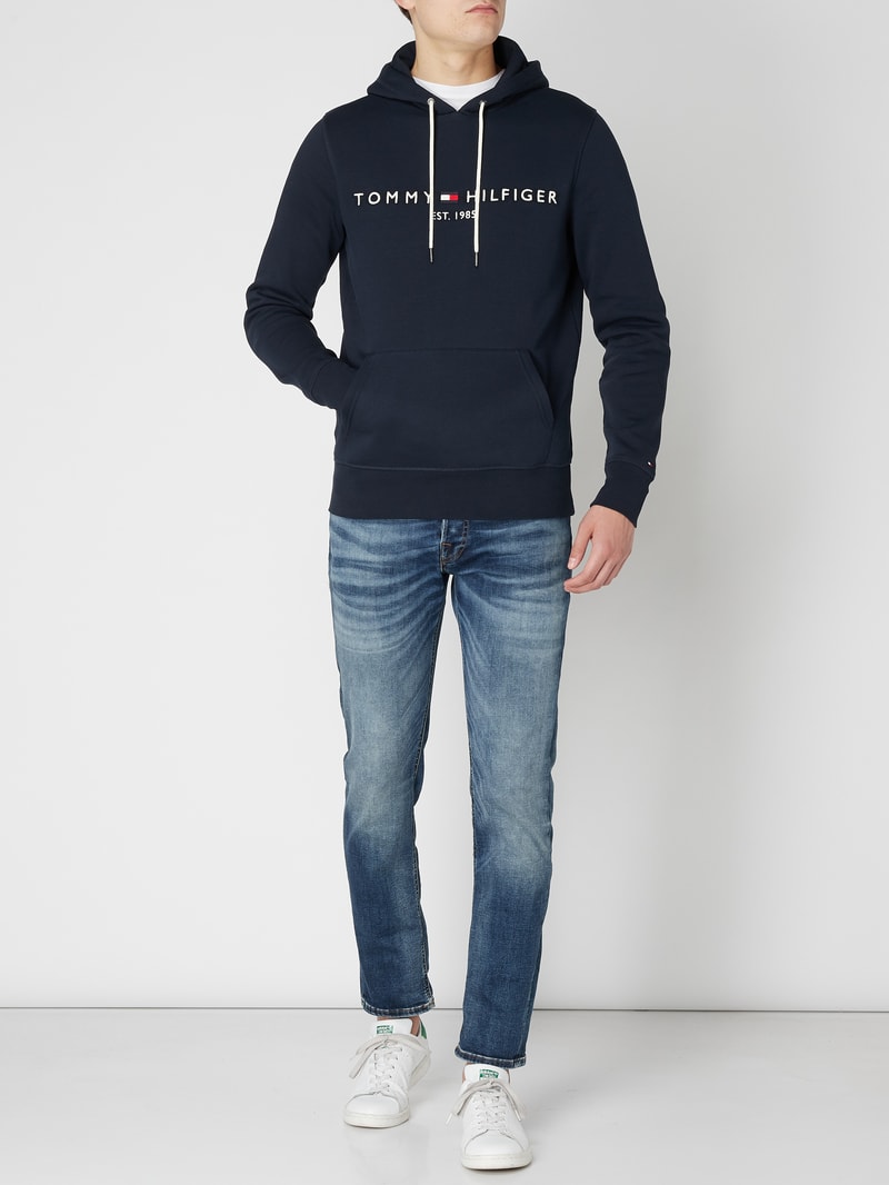 Hoodie mit Logo-Stickerei in marineblau