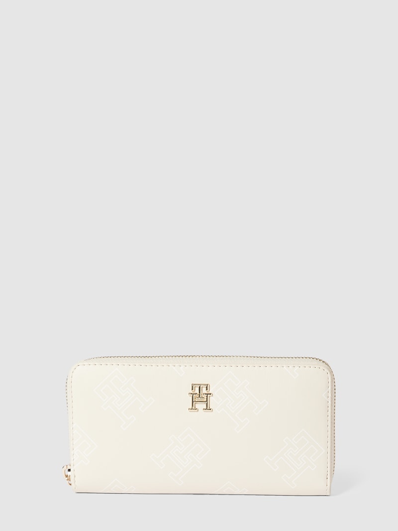 Portemonnaie mit Label-Applikation Modell 'ICONIC' in sand