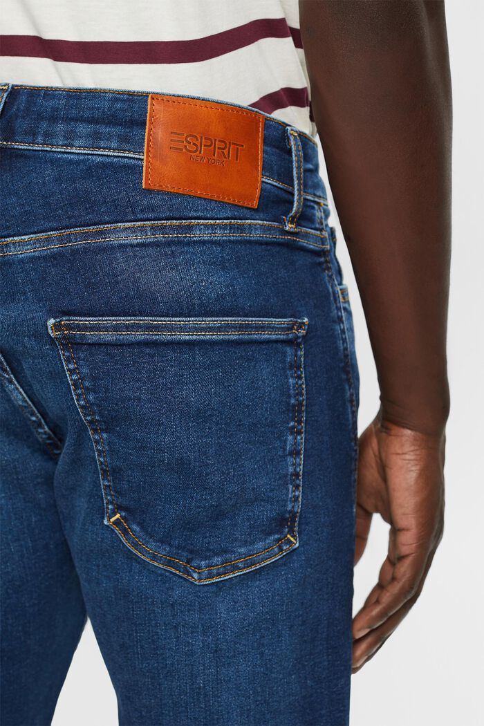 Schmale Jeans mit mittlerer Bundhöhe