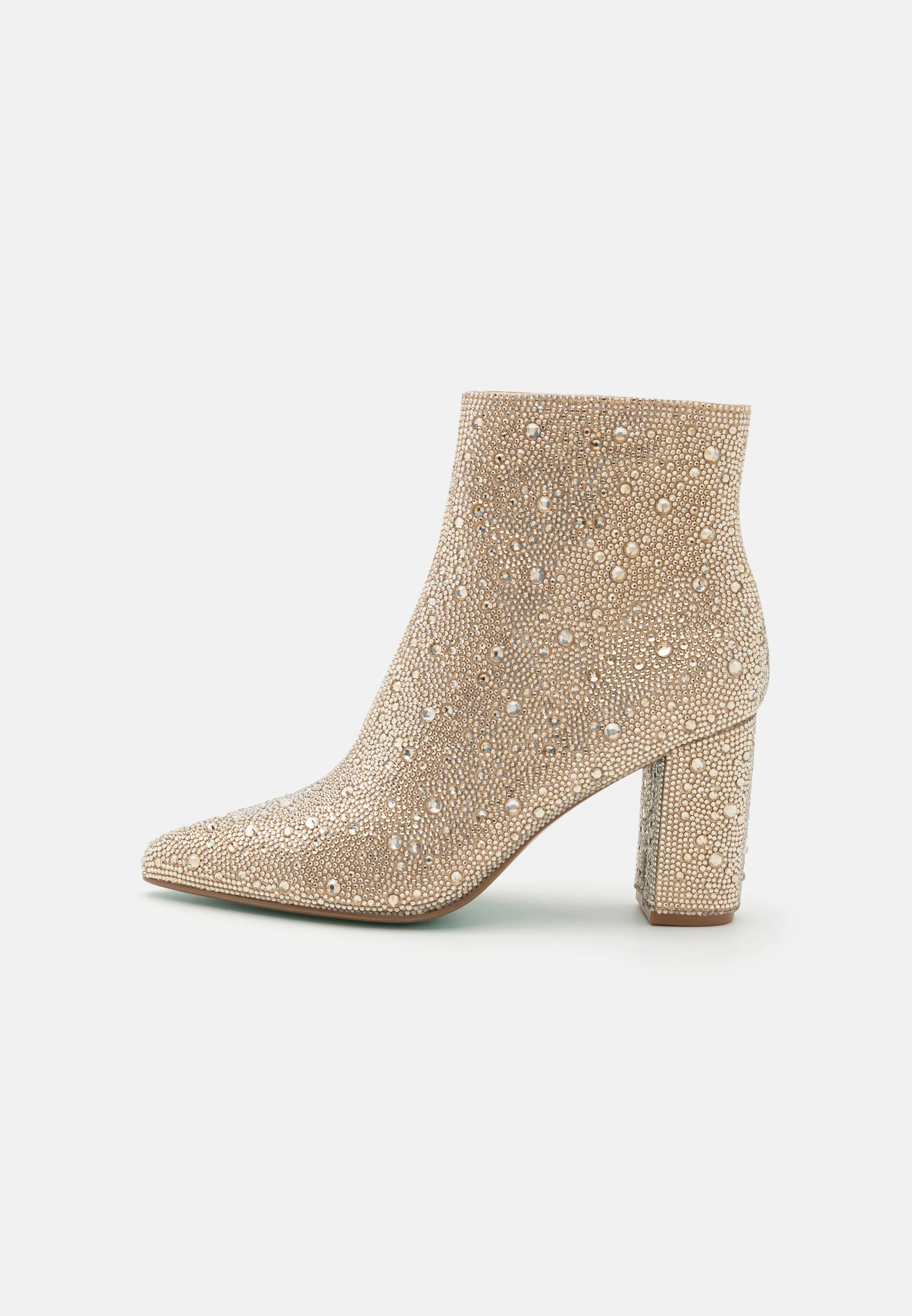 Botines CADY de Betsey Johnson en color azul