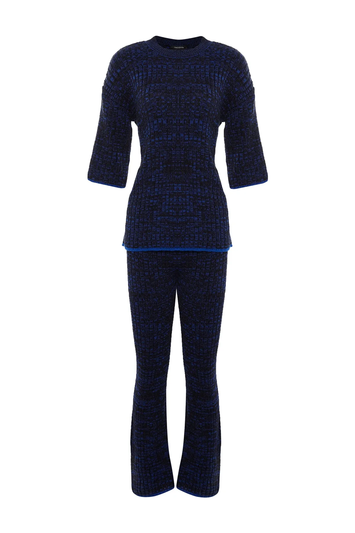 Trendyol Collection  Schwarzes Strickoberteil und -unterteil mit Farbverlauf-Muster TWOAW23AU00191