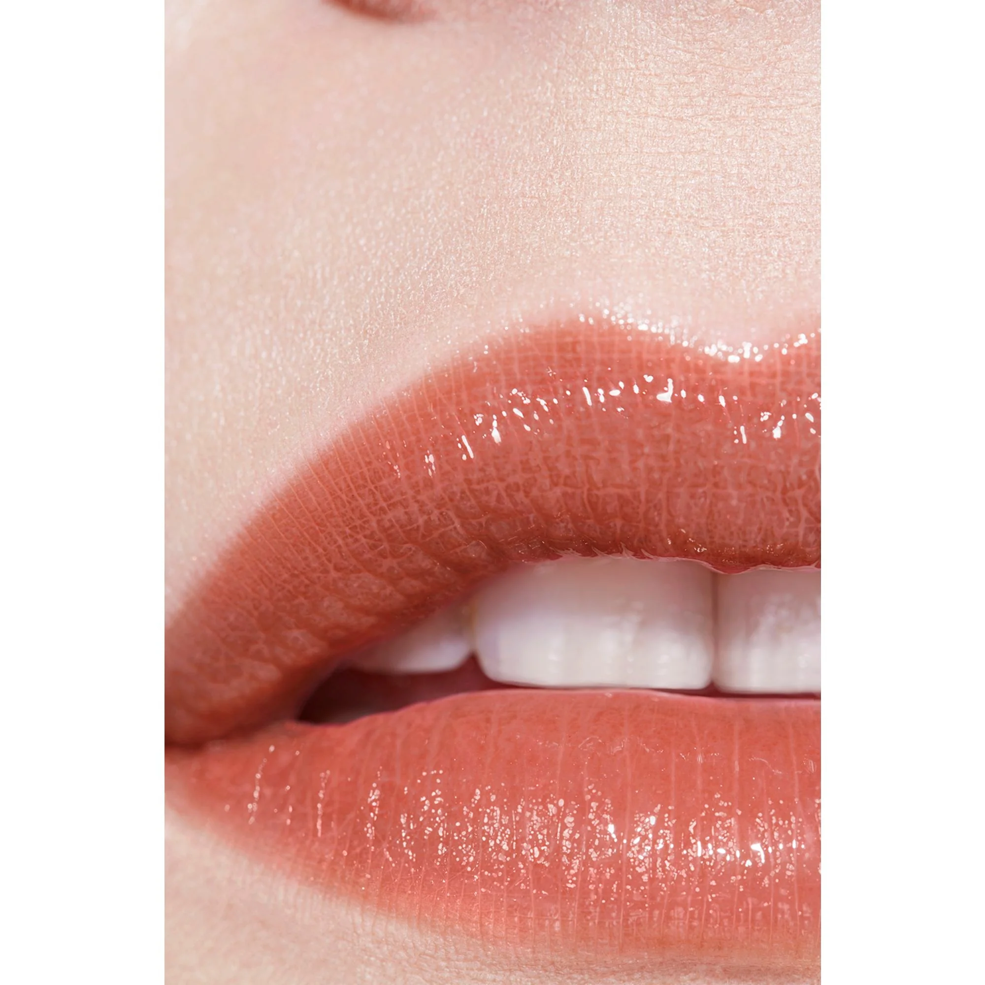 ROUGE COCO BAUME - BÁLSAMO HIDRATANTE CON COLOR, INTENSIDAD PERSONALIZADA, PARA LABIOS MÁS HERMOSOS DÍA TRAS DÍA