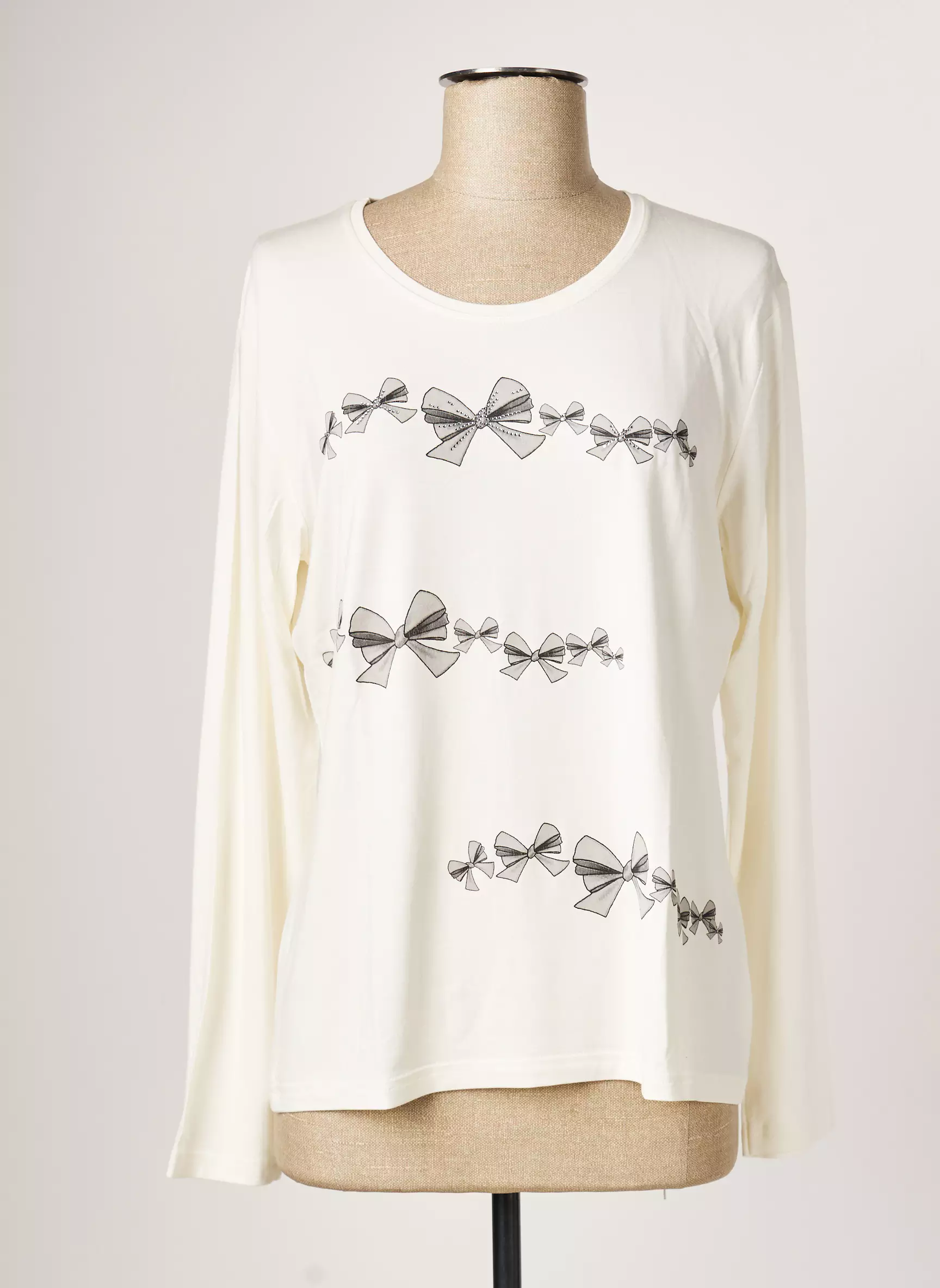 Jean Delfin Tshirts Femme couleur blanc