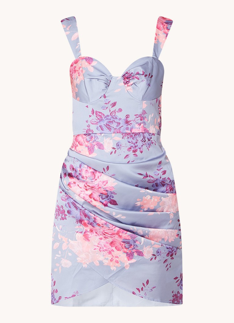 Rochie mini cu imprimeu floral de la Chi Chi London