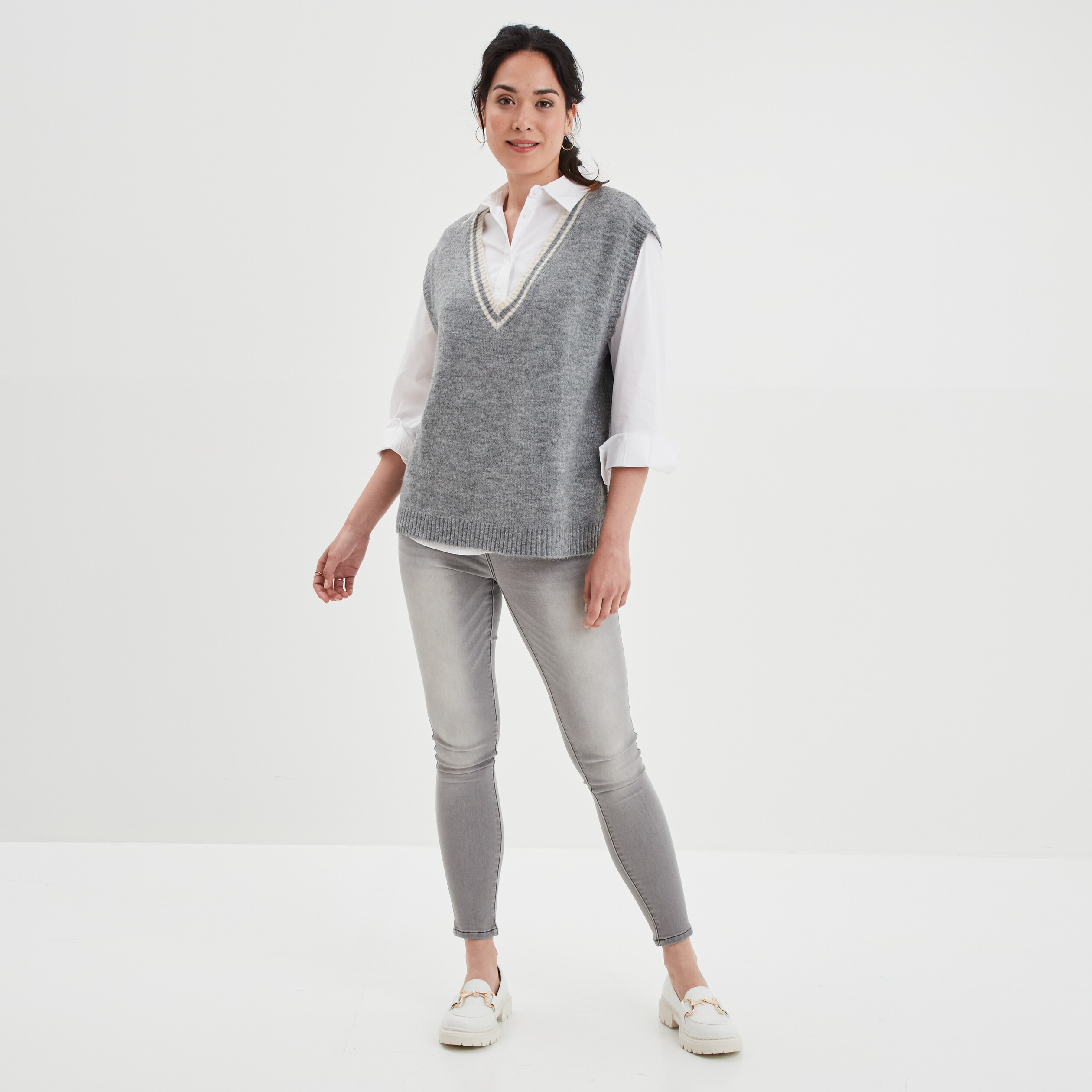 Pull sans manches oversize col en V gris clair femme | La Halle
