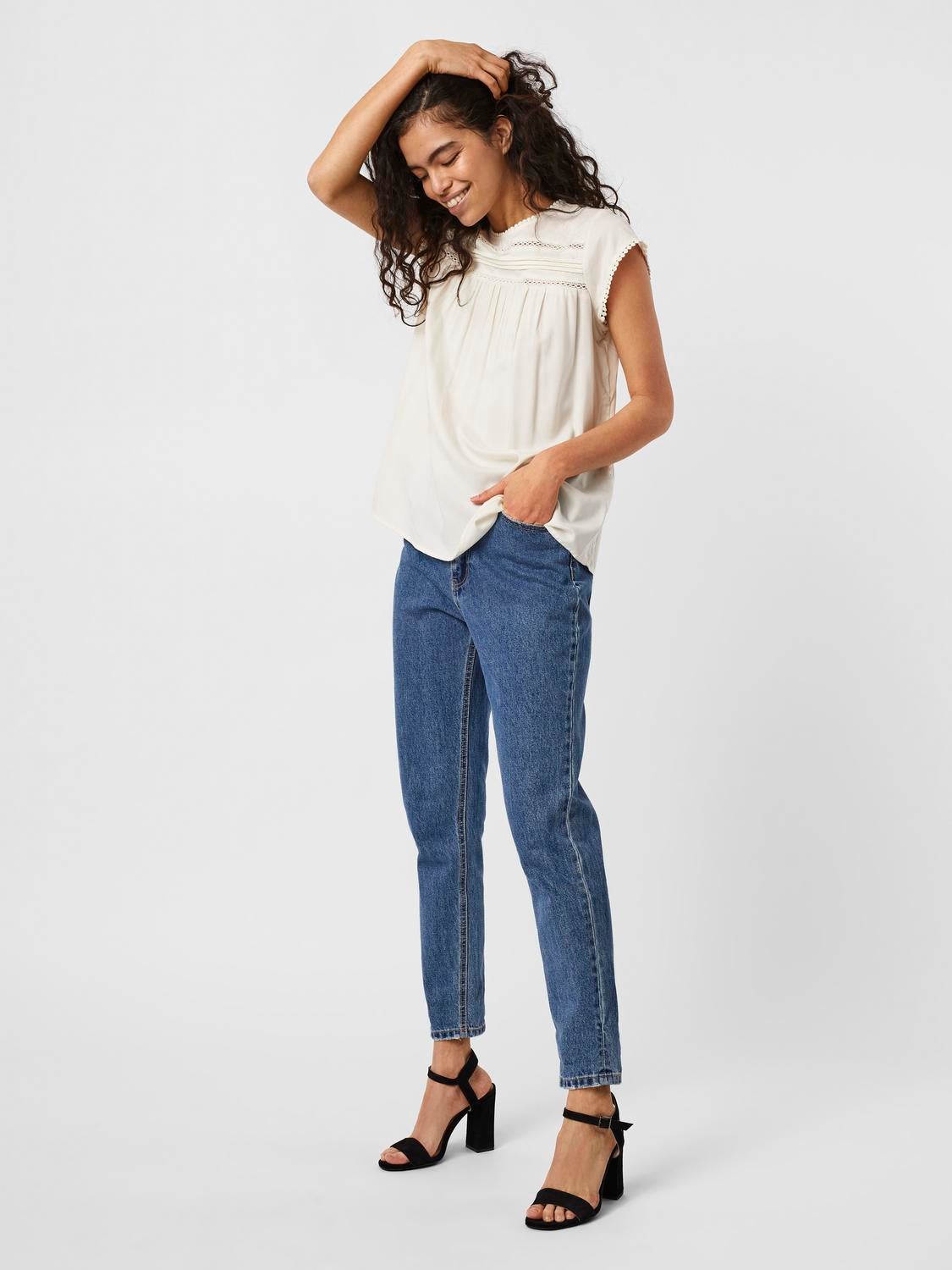VMDEBBIE Top
