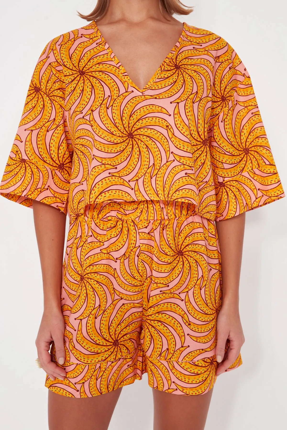 Trendyol Collection  Set aus Hemd und Shorts aus 100 % gewebter Baumwolle mit Fruchtmuster TBESS23AU00082