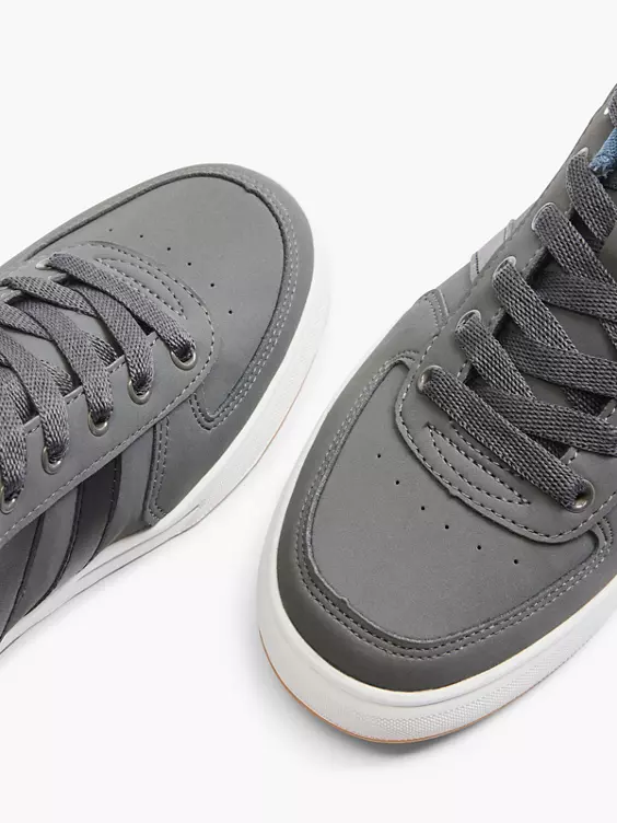 Vty Sneaker