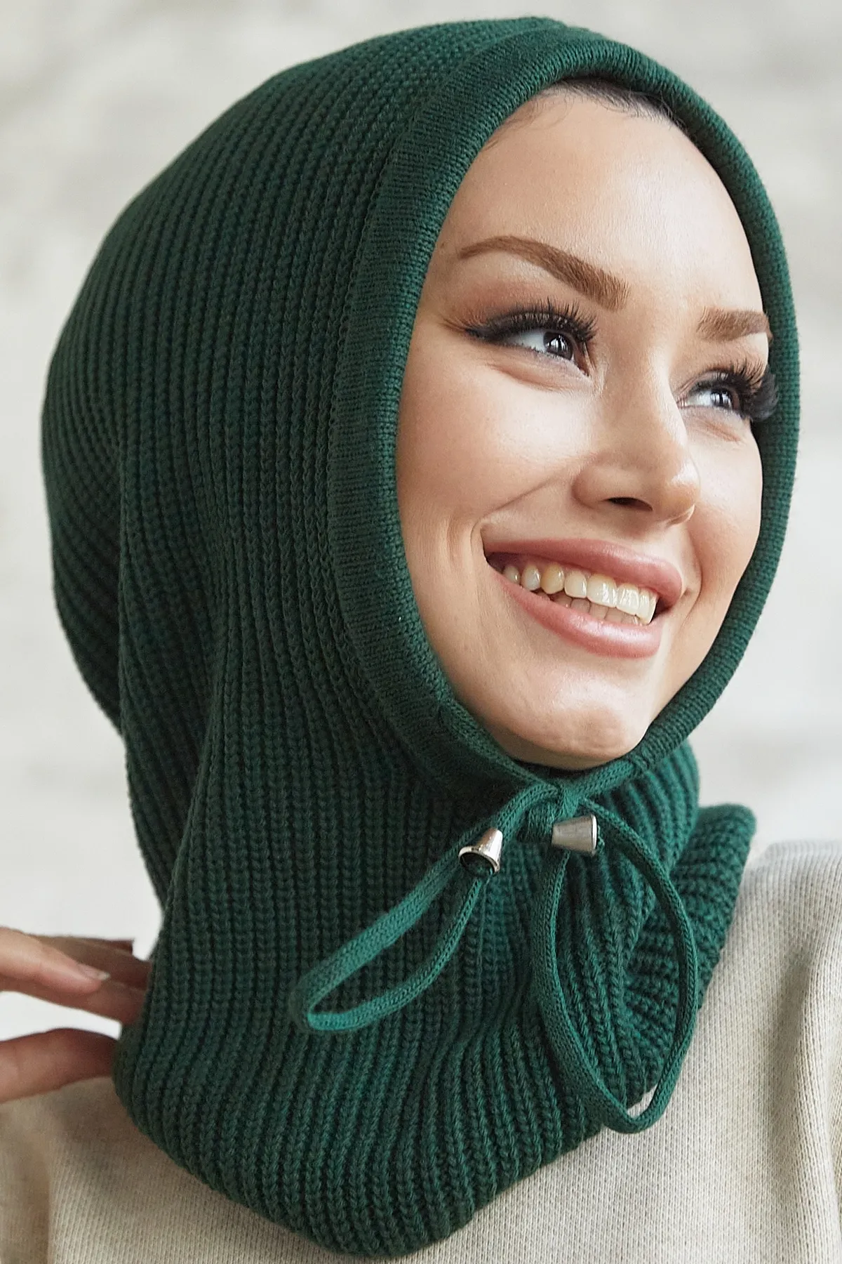 InStyle  Rona Knitwear Balaklava – Smaragdgrün