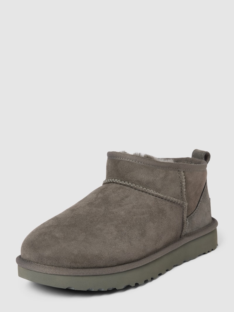 Boots aus Veloursleder Modell 'CLASSIC ULTRA MINI' in hellgrau