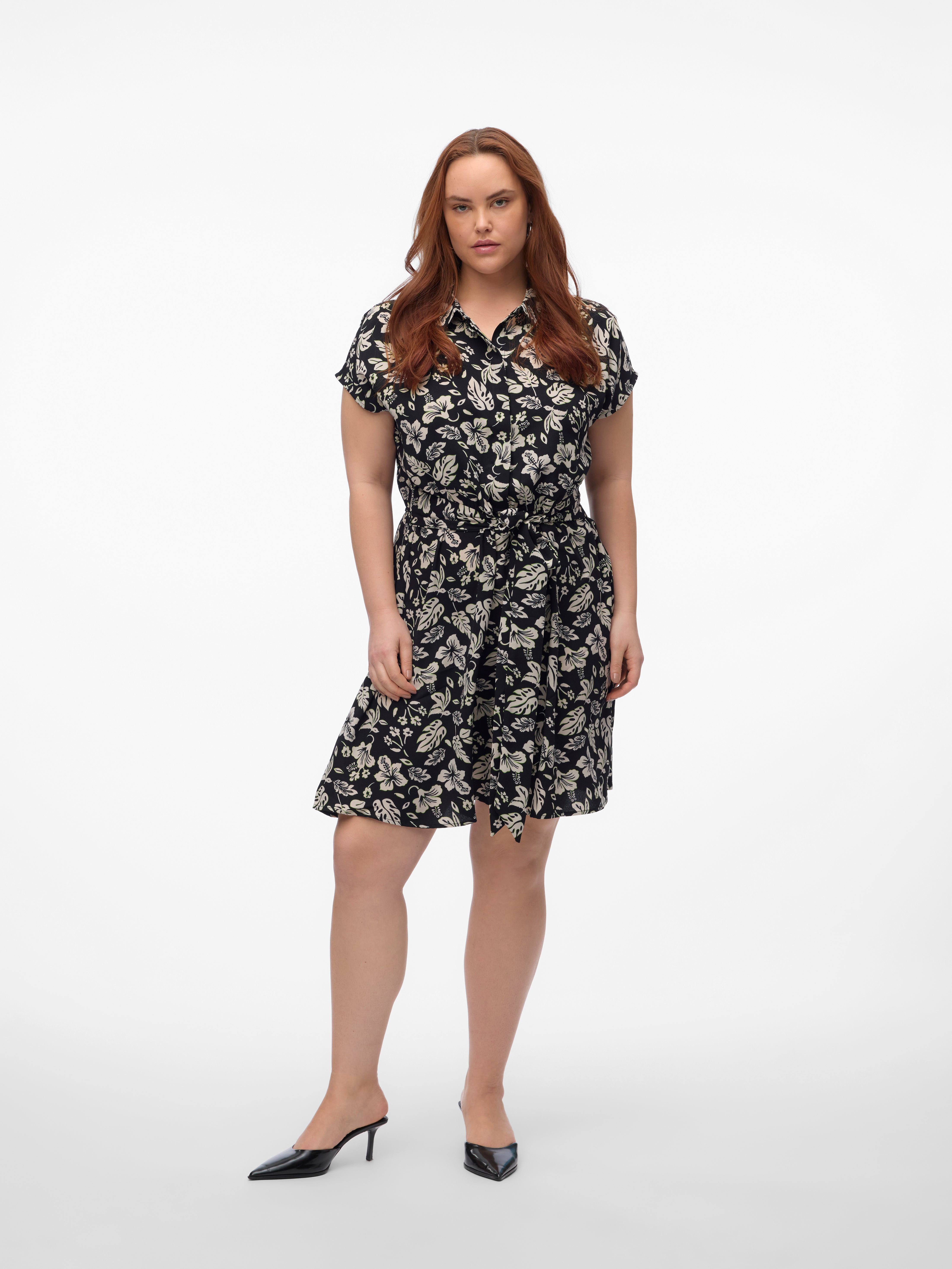 VMNEWHALLIE Kurzes Kleid