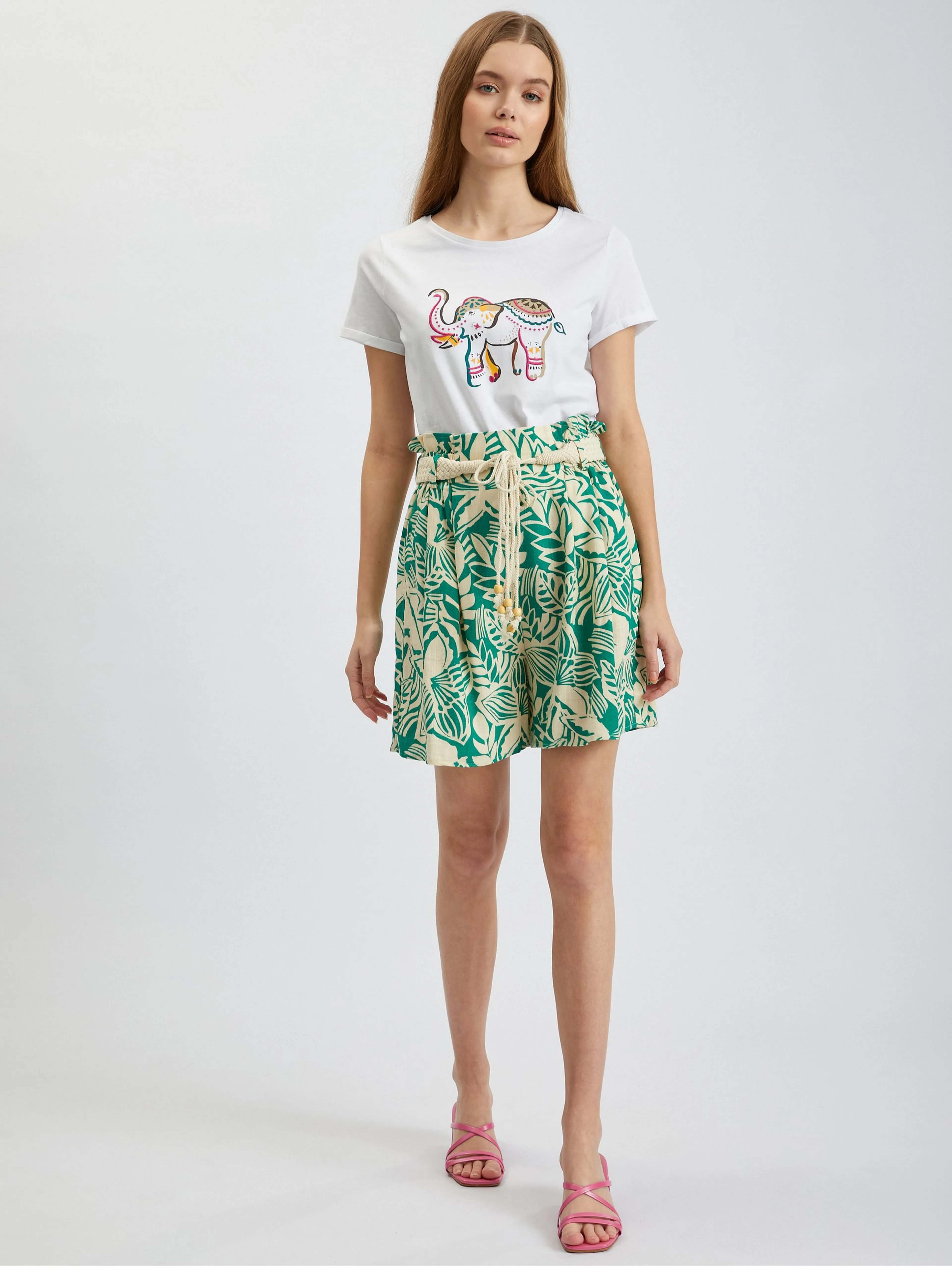 Cremefarbene und grün gemusterte Damen-Shorts mit Leinen ORSAY