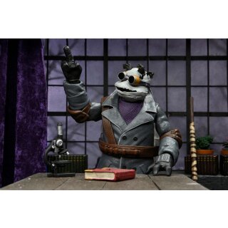 Universal Monsters x Teenage Mutant Ninja Turtles Ultimate Actionfigur Donatello as The Invisible Man 18 cm