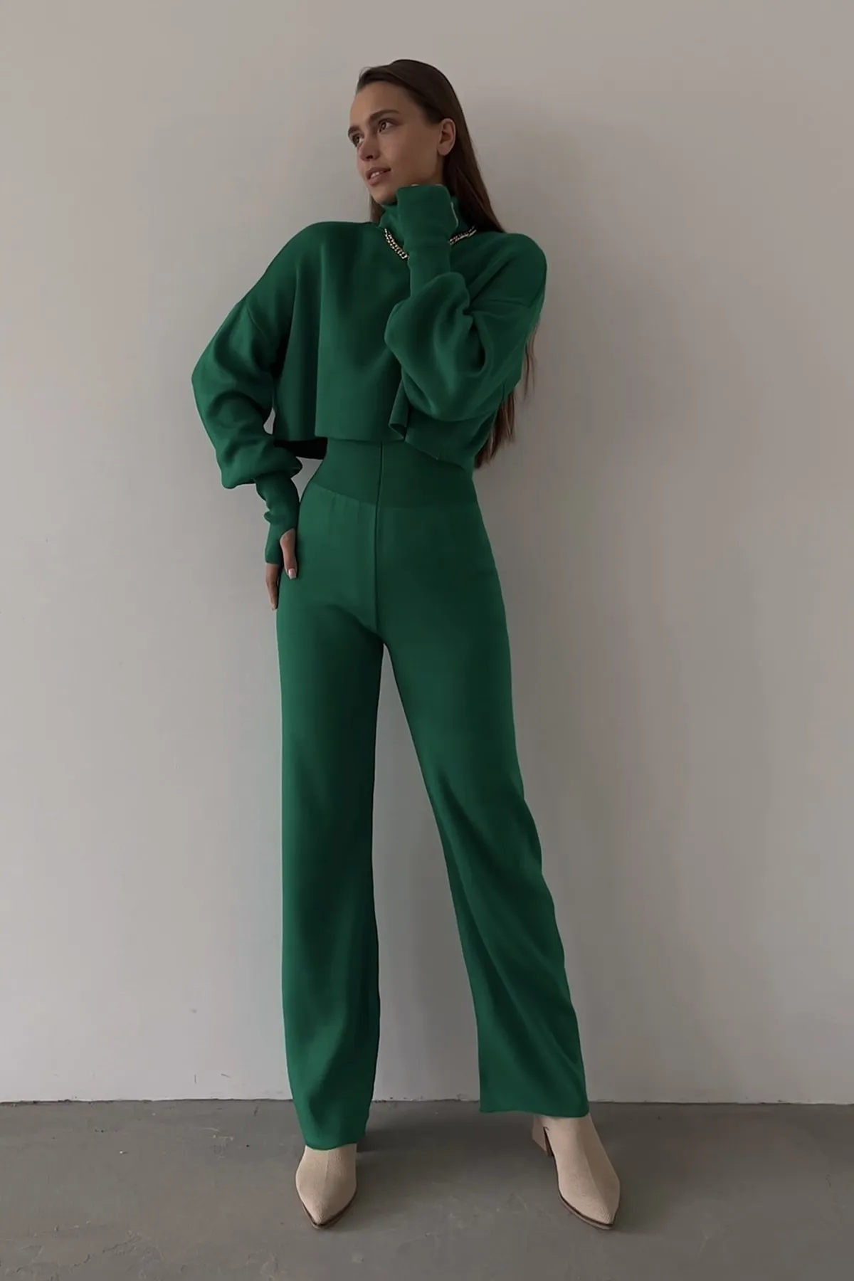 lovebox  Handgenähtes Strickoberteil und hoch taillierte grüne Strickhose, Doppelset 015
