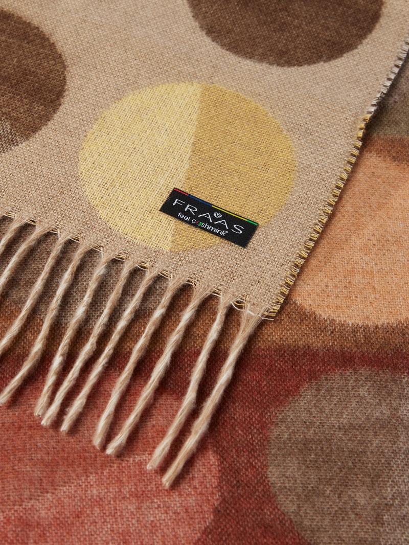 Schal mit Allover-Muster Modell 'Cashmink' in beige