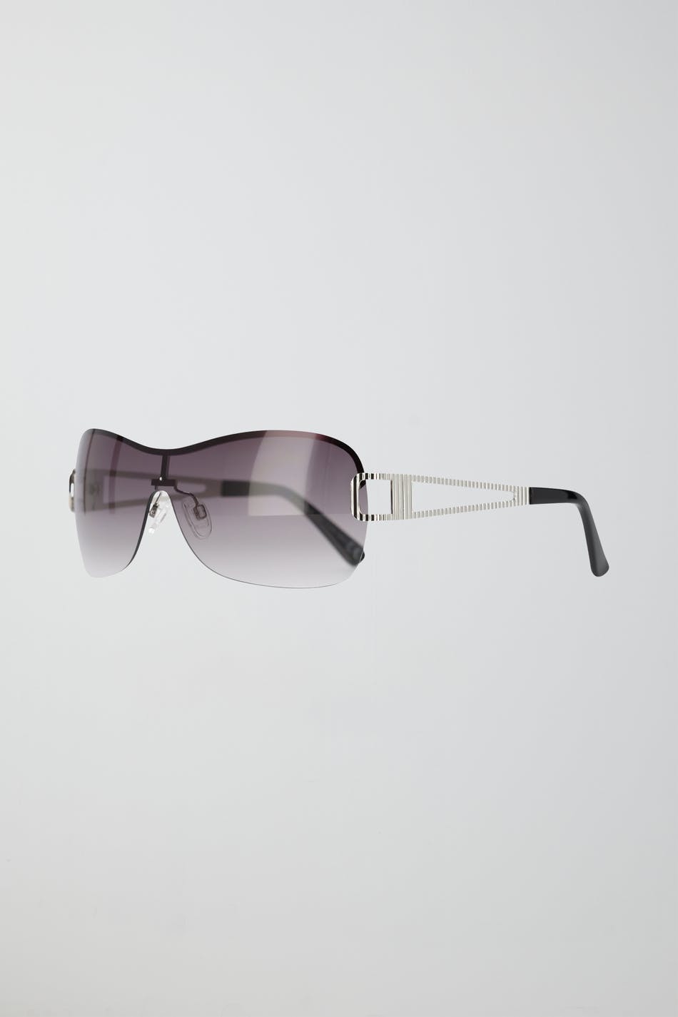 Rimless visor sunglasses
