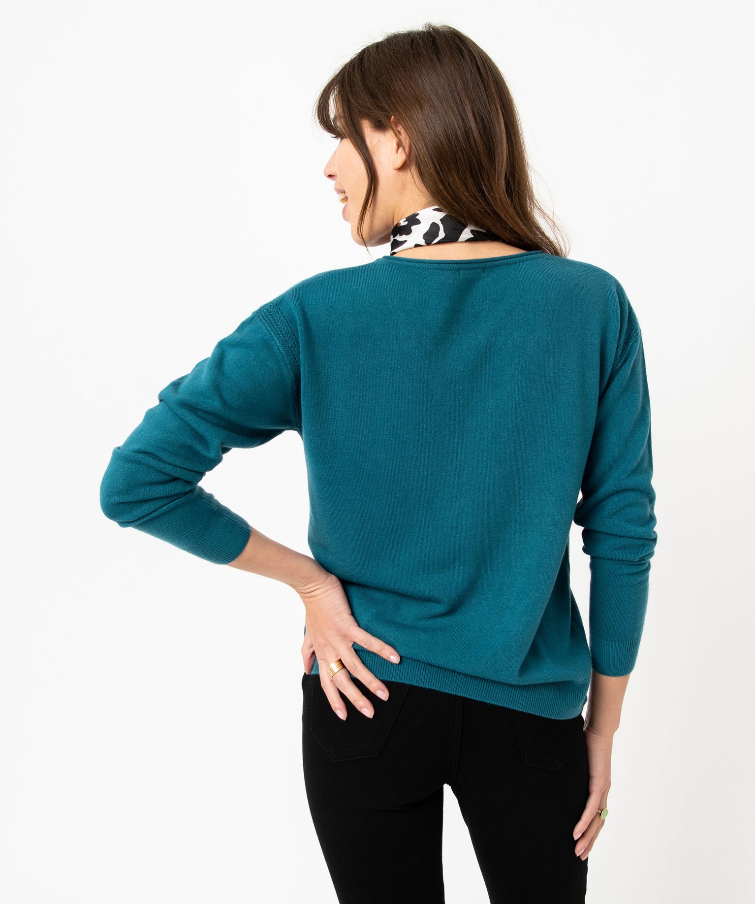 Pull femme en maille fine avec large col V bleu | GEMO